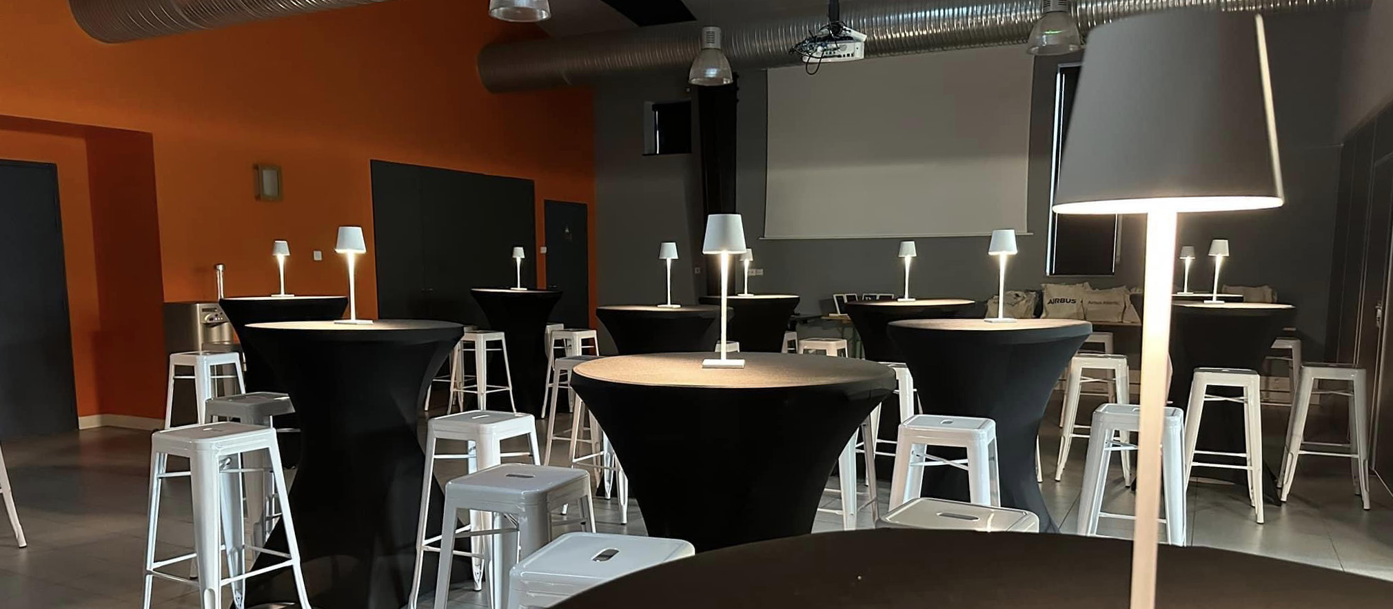 Location lampe leds evenements profesionnels 2 slide